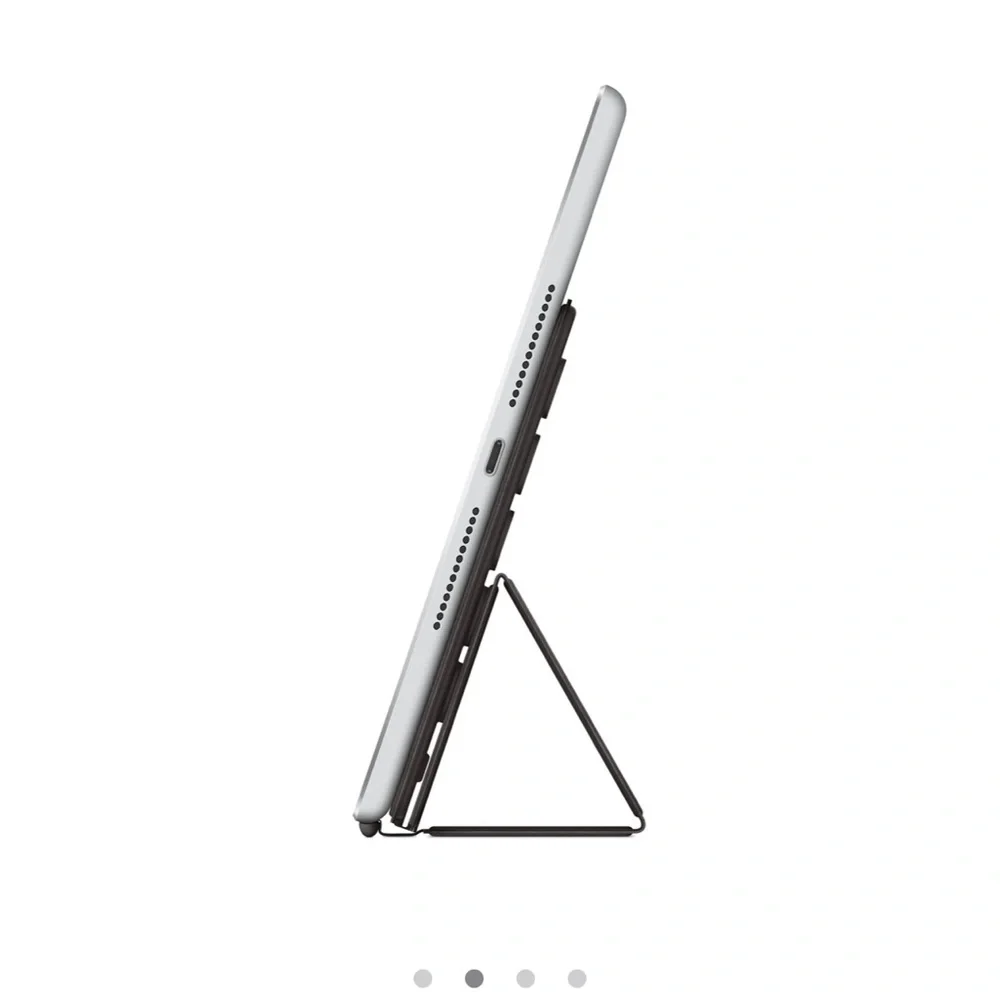 BNIB iPad Smart Keyboard- black
